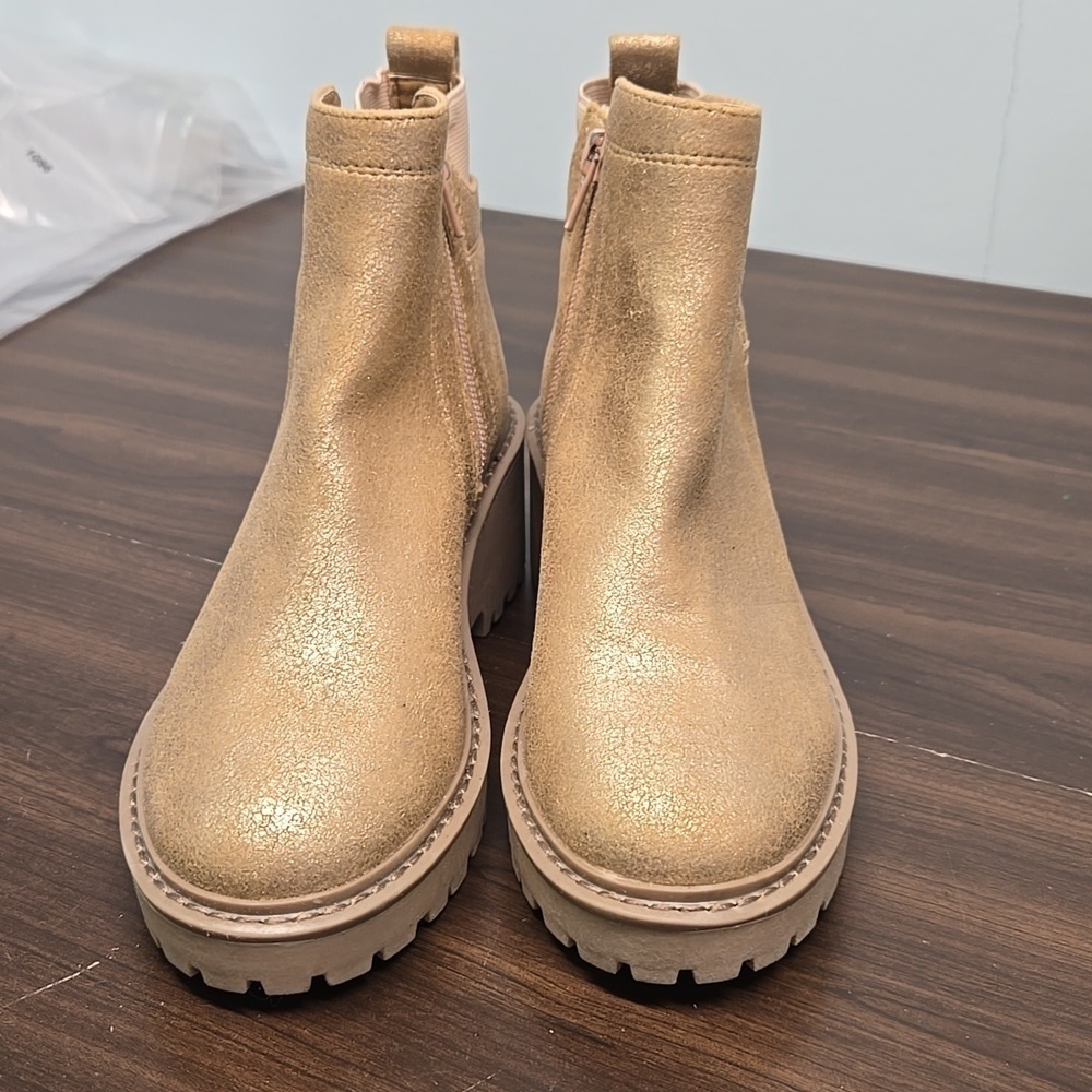Dolce Vita Girls Size 2 Beige Gold Fury Ankle Boots